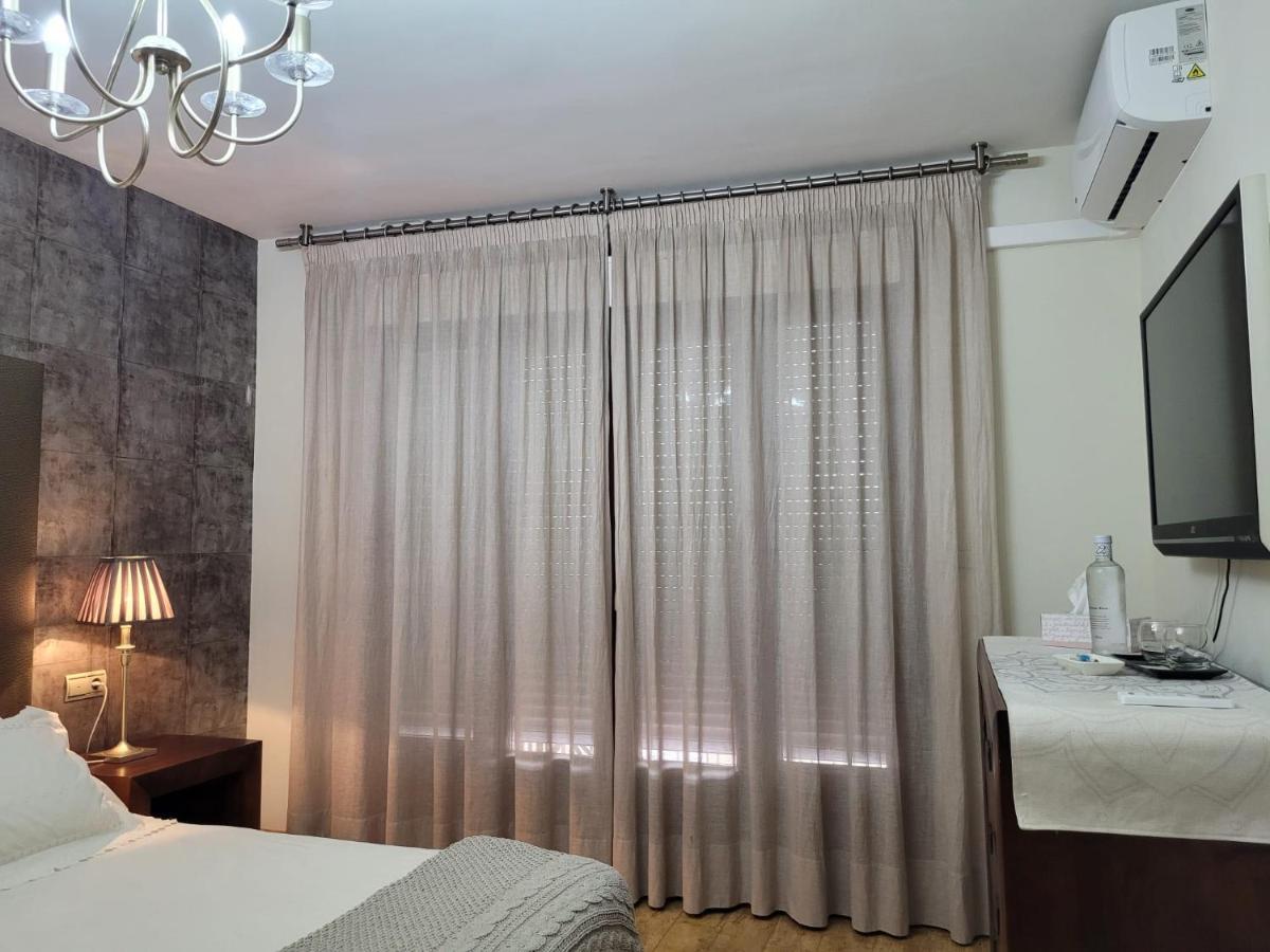 Privada Confort Granada Luaran gambar